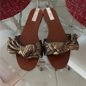 Beautiful knitted Zara sandals. Perfect for New Year comfort.